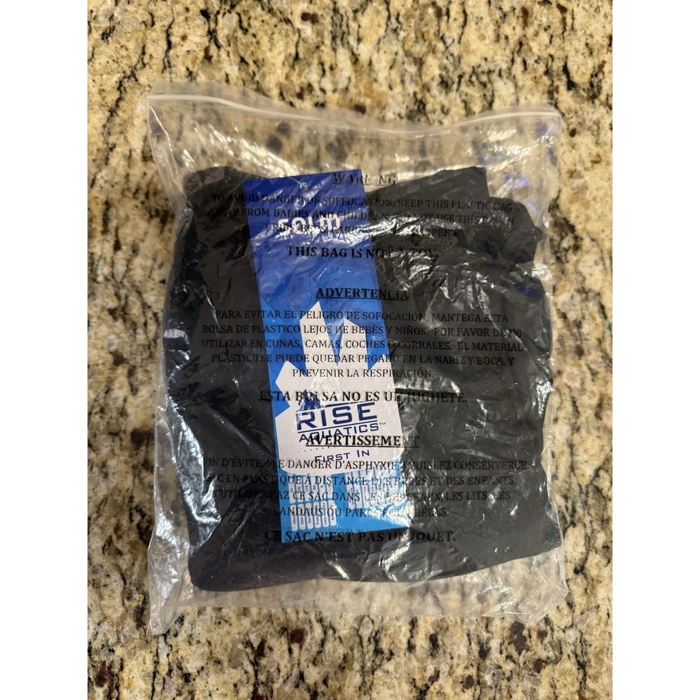 Rise Aquatics Solid Black Competitive Swim Suit‎ Women's Size 40 NWT